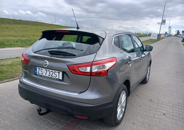 Nissan Qashqai cena 47900 przebieg: 149000, rok produkcji 2014 z Szczecin małe 79